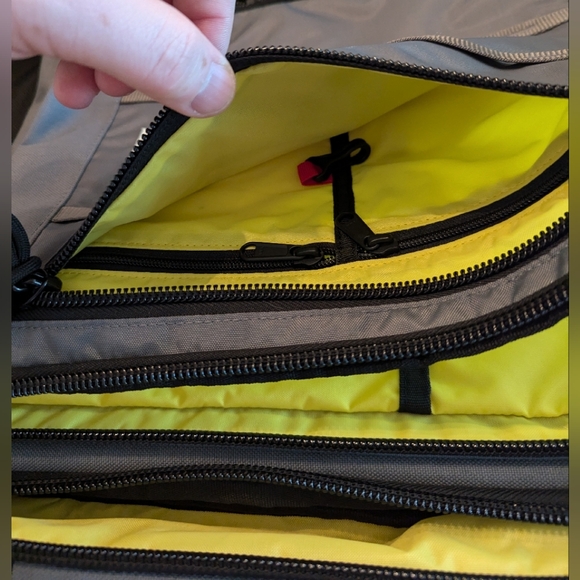 Topo Designs Global Travel Bag: 30L with 10L Pack Bag - Picture 5 of 13